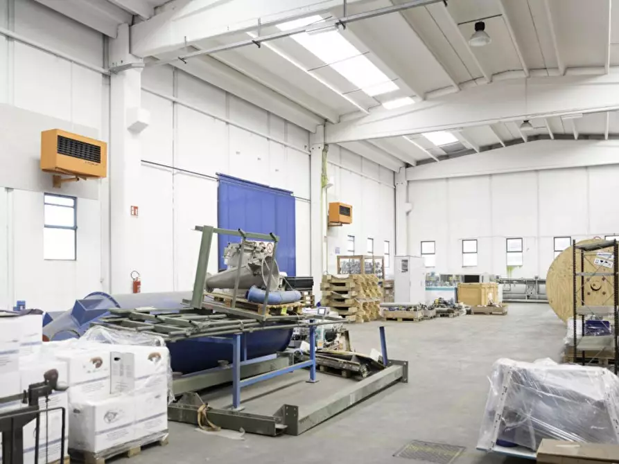 Immagine 18 di Capannone industriale in vendita  in Via Vecchia Milanese, 15, 21040 Venegono Inferiore VA, Italia a Venegono Inferiore