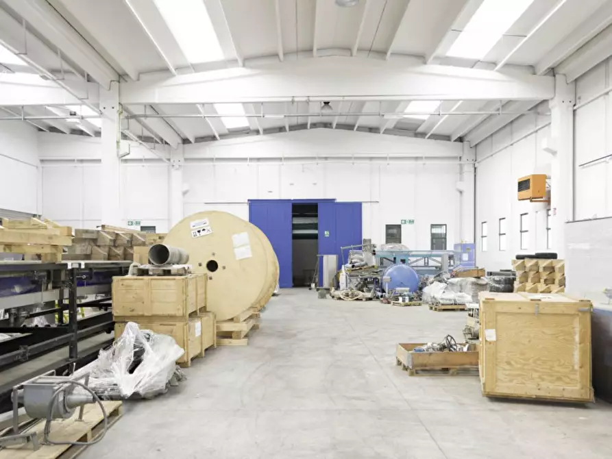 Immagine 19 di Capannone industriale in vendita  in Via Vecchia Milanese, 15, 21040 Venegono Inferiore VA, Italia a Venegono Inferiore