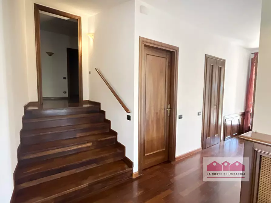 Immagine 9 di Casa indipendente in vendita  in Viale Francesco Crispi a Costabissara