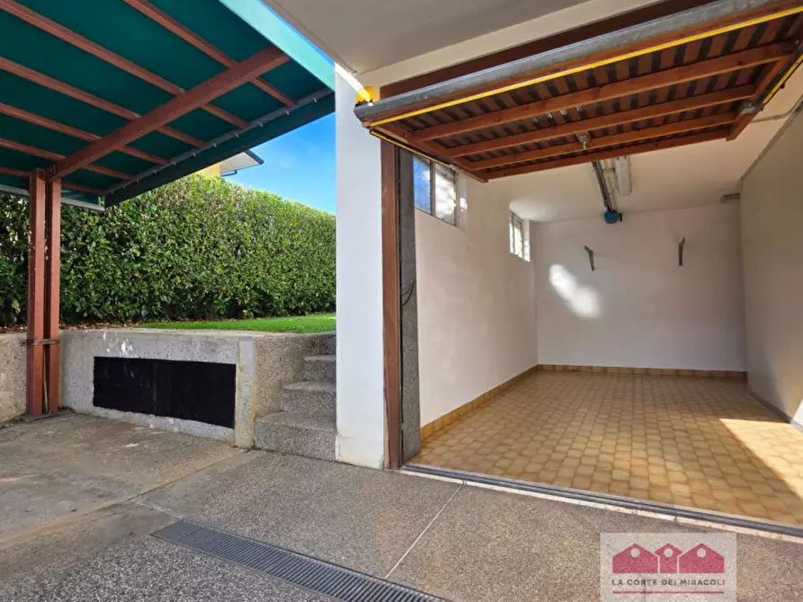 Immagine 25 di Casa indipendente in vendita  in Viale Francesco Crispi a Costabissara