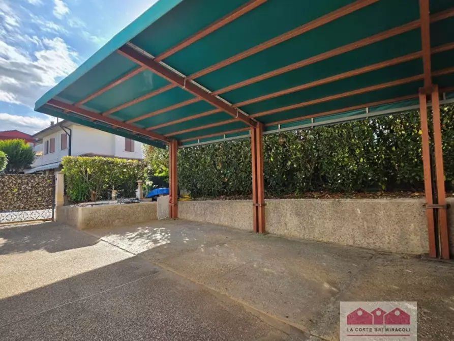 Immagine 26 di Casa indipendente in vendita  in Viale Francesco Crispi a Costabissara