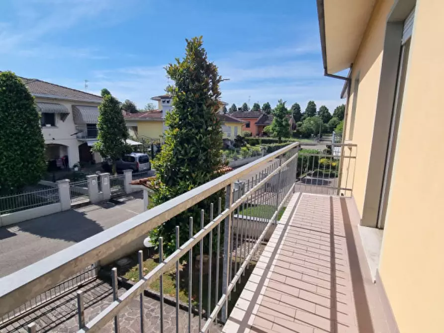 Immagine 8 di Casa bifamiliare in vendita  in Via Moruzzi a Campagnola Emilia
