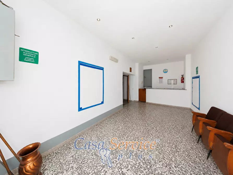 Immagine 14 di Negozio in vendita  in Via della Resistenza a Presicce-Acquarica