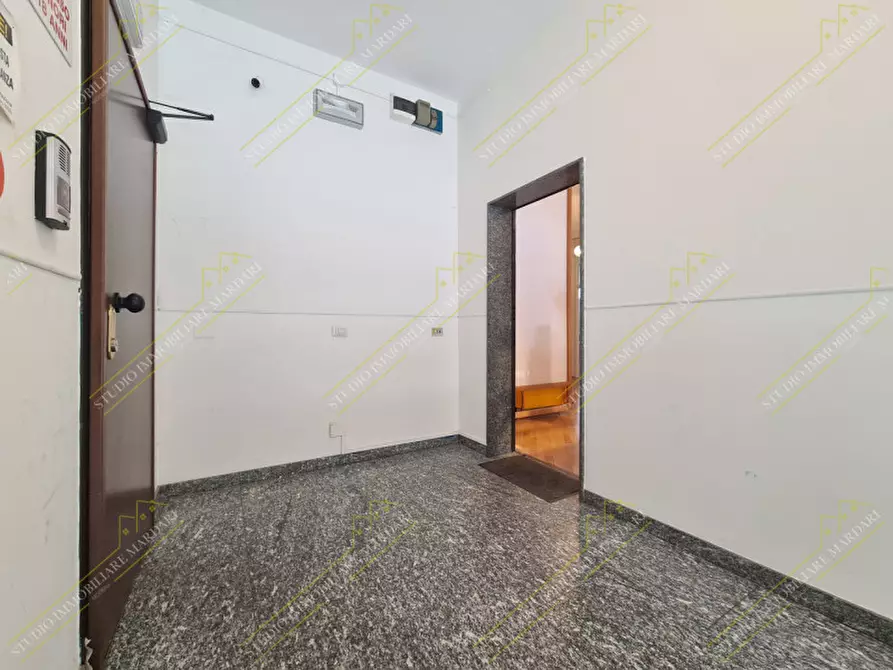 Immagine 2 di Ufficio in vendita  in strada per cognento 138 a Modena