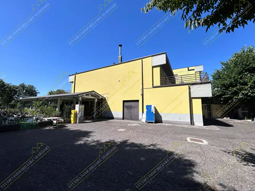 Immagine 39 di Ufficio in vendita  in strada per cognento 138 a Modena
