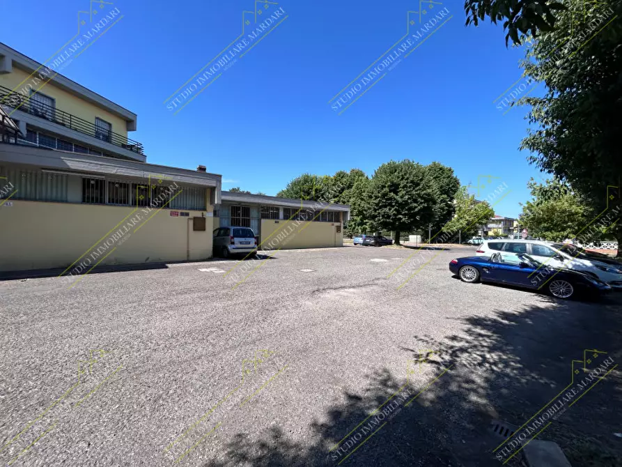 Immagine 42 di Ufficio in vendita  in strada per cognento 138 a Modena