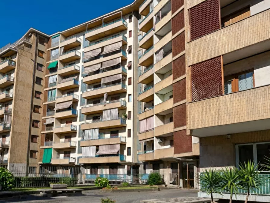 Immagine 20 di Appartamento in vendita  in Via Genova 241 a Torino