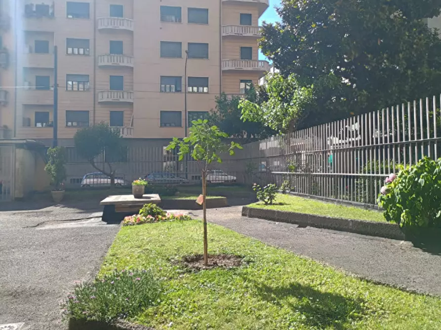 Immagine 4 di Appartamento in vendita  in Via Genova 241 a Torino