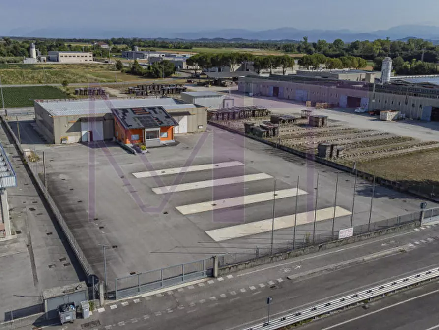 Immagine 2 di Capannone industriale in affitto  in Via Remis 6 a San Vito Al Torre