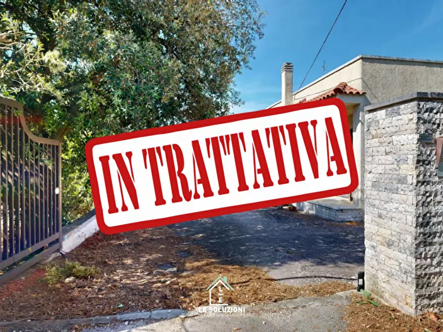 Immagine 1 di Villa in vendita  in Via Generale Luigi Sabato a Putignano