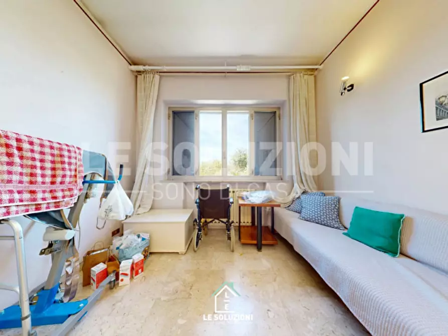 Immagine 21 di Villa in vendita  in Via Generale Luigi Sabato a Putignano