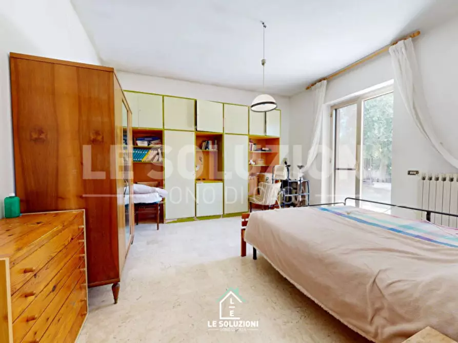 Immagine 24 di Villa in vendita  in Via Generale Luigi Sabato a Putignano
