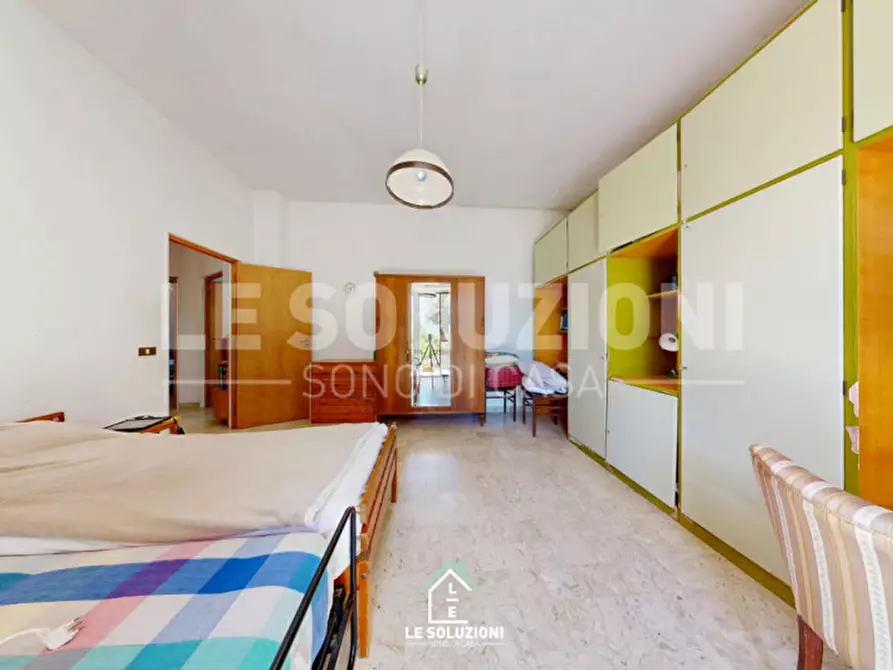 Immagine 27 di Villa in vendita  in Via Generale Luigi Sabato a Putignano