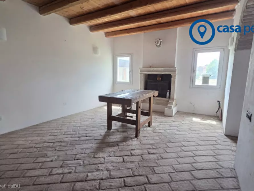 Immagine 15 di Villa in vendita  in Via Casalveghe 16 a Rovigo