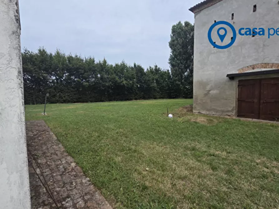 Immagine 55 di Villa in vendita  in Via Casalveghe 16 a Rovigo