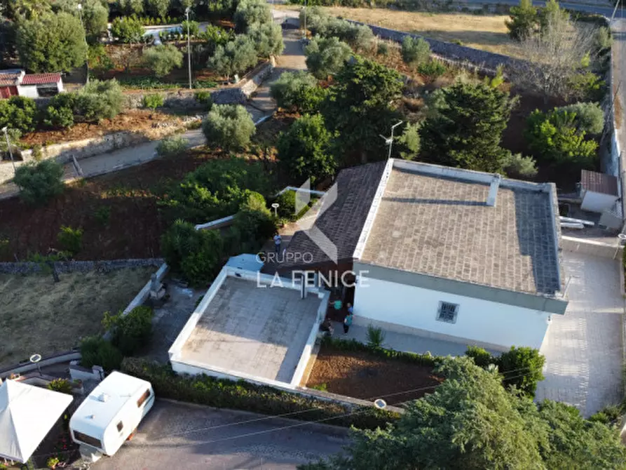 Immagine 2 di Villa in vendita  in Strada Primicerio a Martina Franca