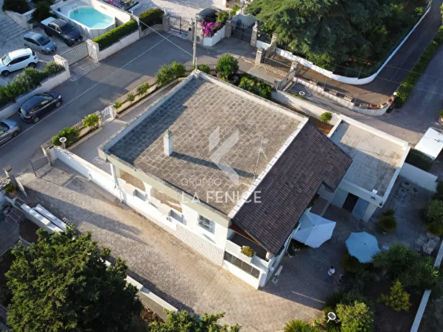Immagine 3 di Villa in vendita  in Strada Primicerio a Martina Franca