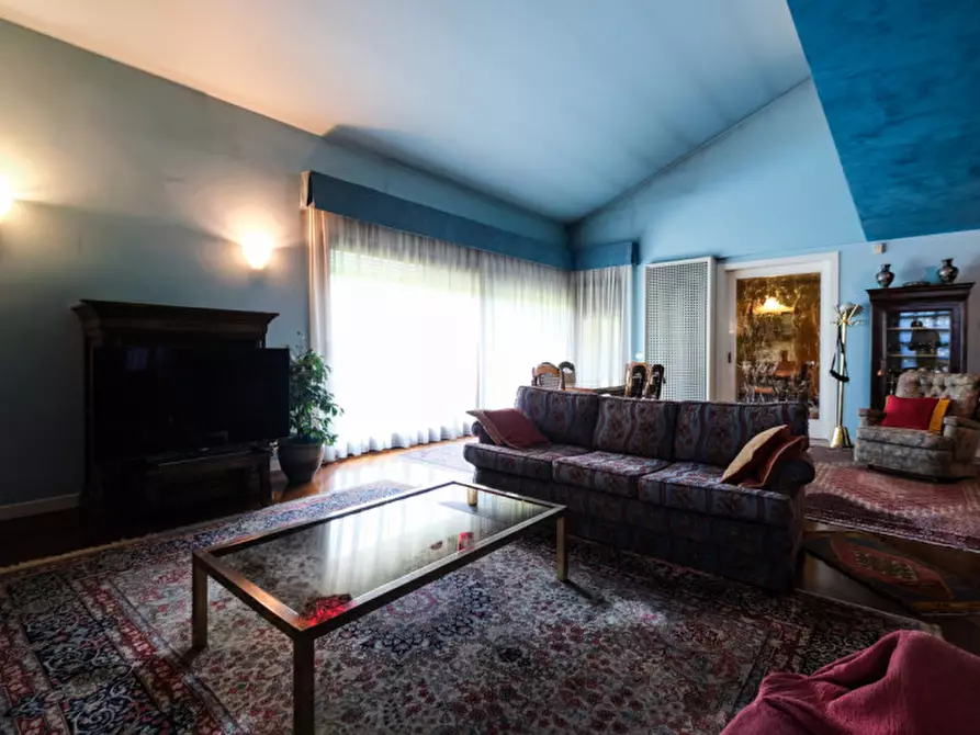 Immagine 4 di Villa in vendita  in via Giorgio La Pira 7 a Isola Vicentina