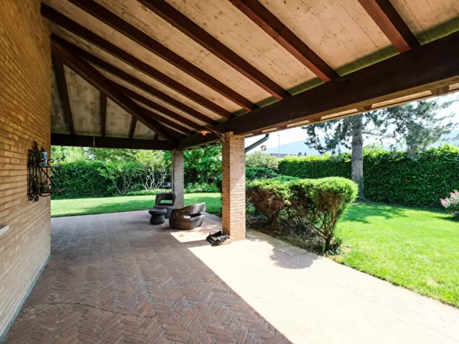Immagine 14 di Villa in vendita  in via Giorgio La Pira 7 a Isola Vicentina