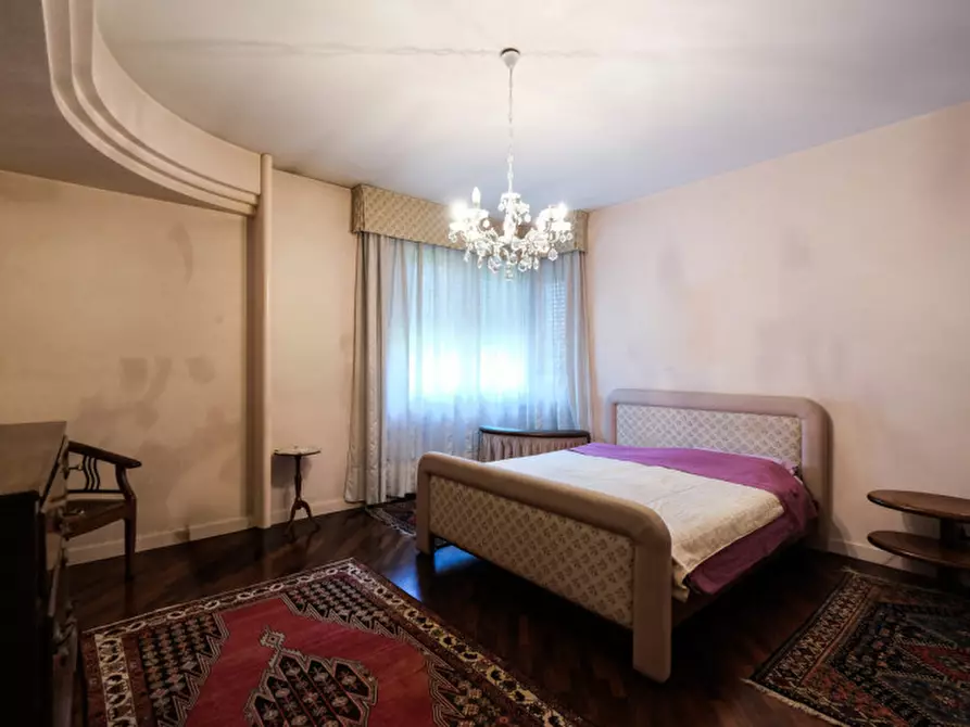Immagine 21 di Villa in vendita  in via Giorgio La Pira 7 a Isola Vicentina