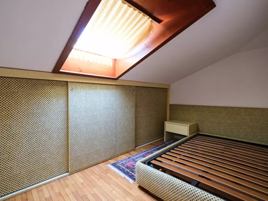 Immagine 37 di Villa in vendita  in via Giorgio La Pira 7 a Isola Vicentina