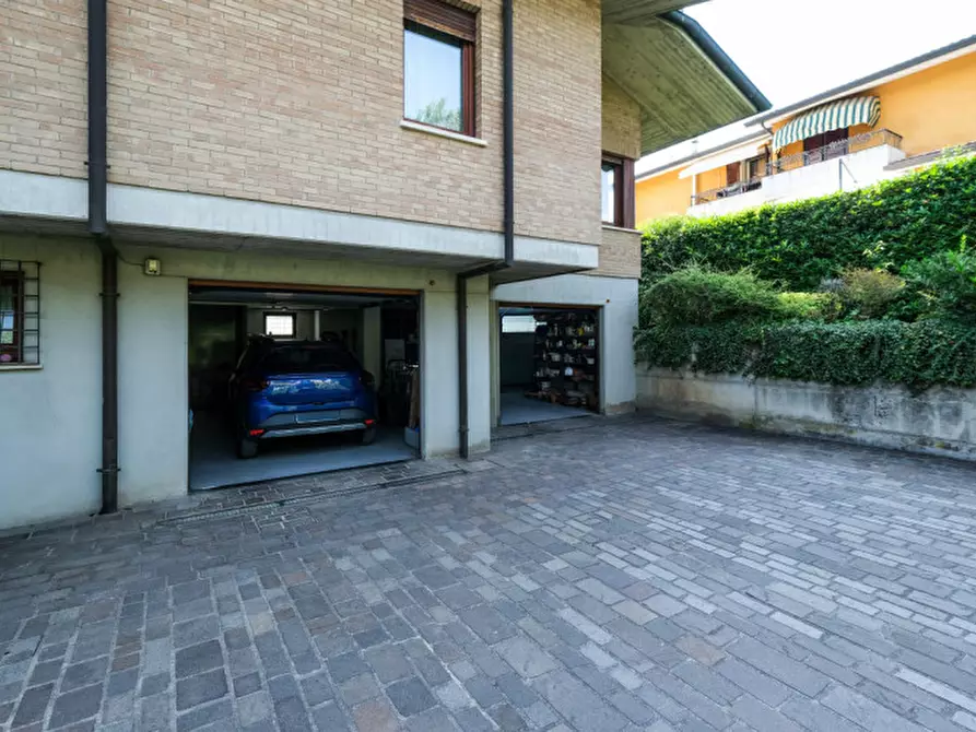 Immagine 51 di Villa in vendita  in via Giorgio La Pira 7 a Isola Vicentina