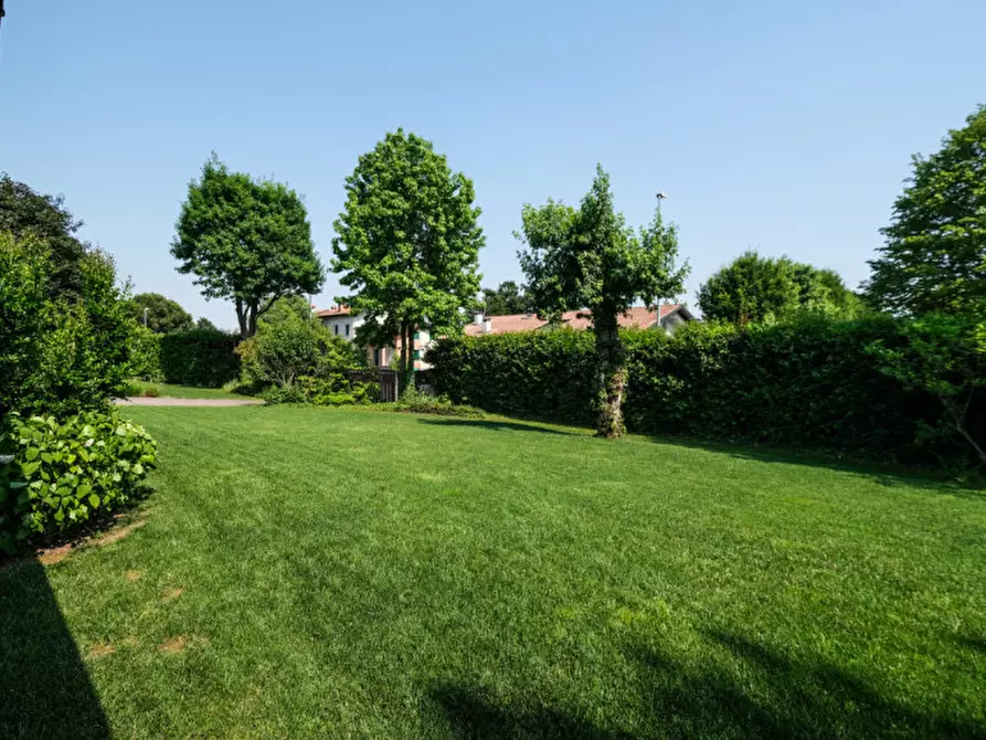 Immagine 55 di Villa in vendita  in via Giorgio La Pira 7 a Isola Vicentina