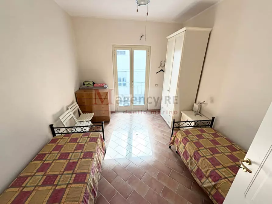 Immagine 8 di Appartamento in vendita  in via monte bianco a Bova Marina