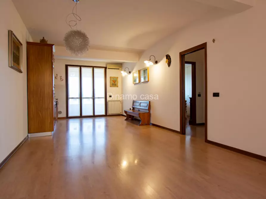 Immagine 4 di Appartamento in vendita  in Via Genova a Montemurlo