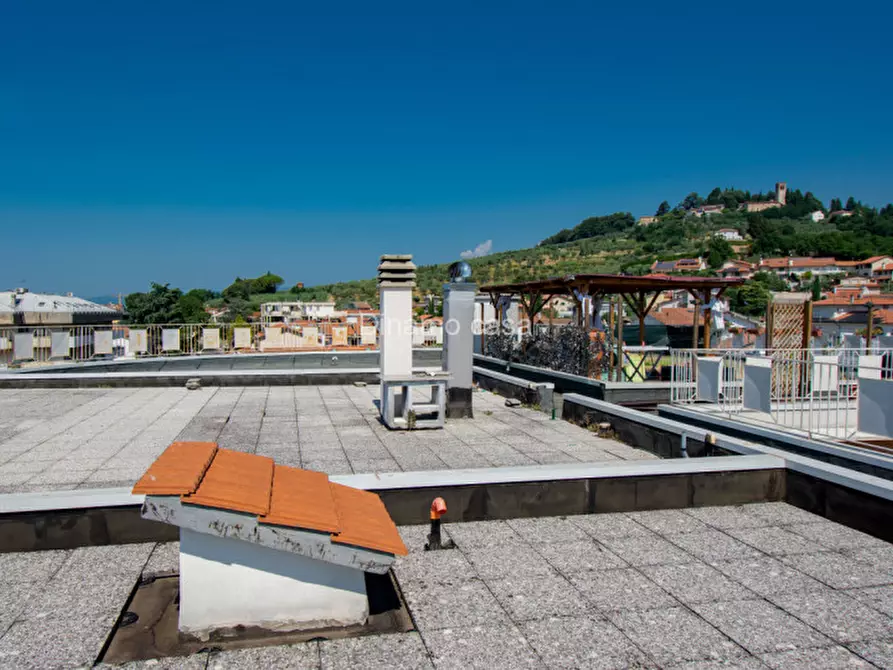 Immagine 16 di Appartamento in vendita  in Via Genova a Montemurlo