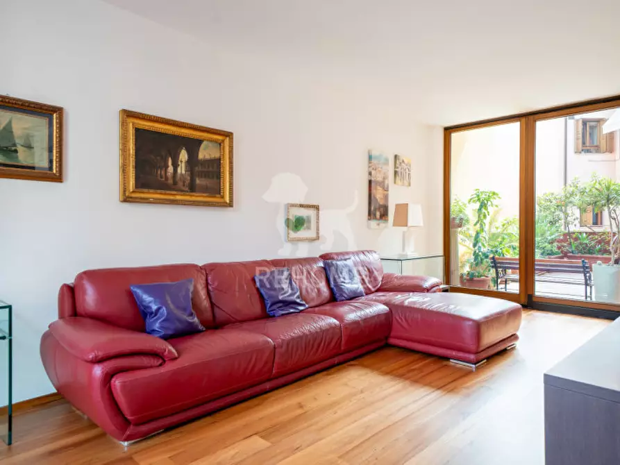 Immagine 2 di Casa indipendente in vendita  in Via Alessandro Volta, 7 a Grado