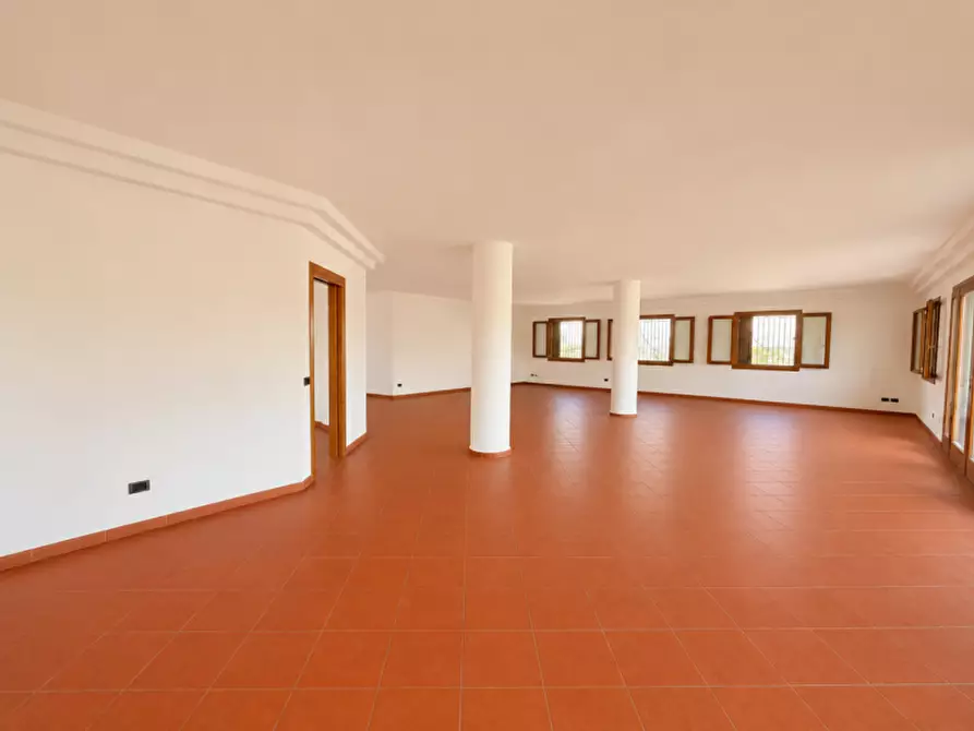 Immagine 11 di Casa bifamiliare in vendita  in Via Giuseppe Garibaldi a Trevignano