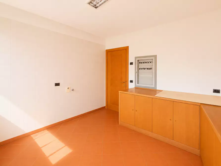 Immagine 14 di Casa bifamiliare in vendita  in Via Giuseppe Garibaldi a Trevignano