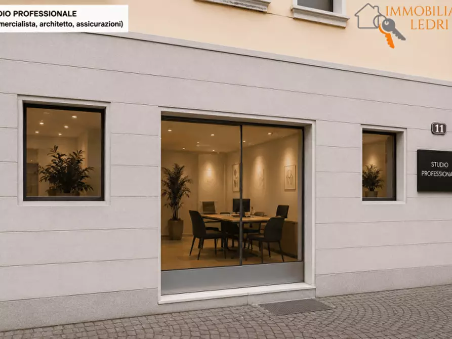Immagine 10 di Attività commerciale in vendita  in Corso Cavour 12 a Verona