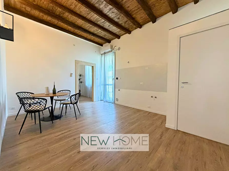 Immagine 7 di Appartamento in vendita  in via cantarane 43/A a Verona