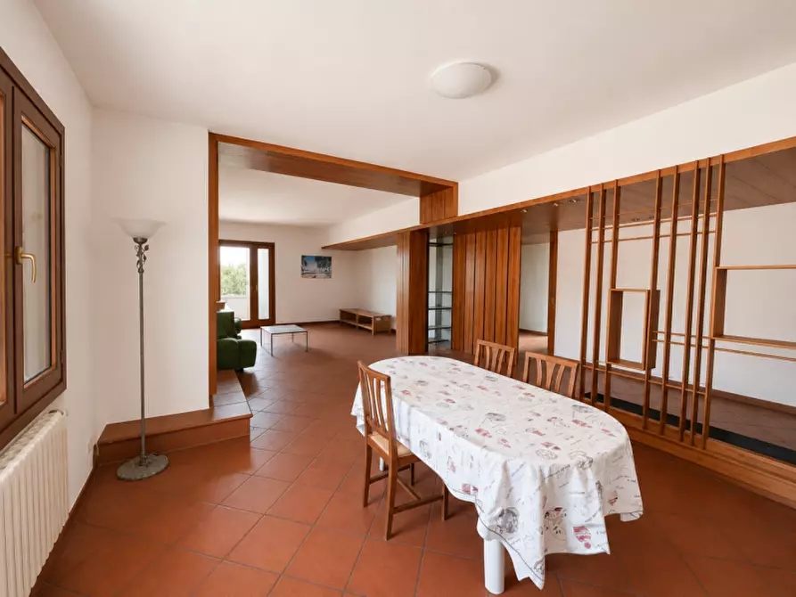 Immagine 13 di Casa bifamiliare in vendita  in Via Giuseppe Garibaldi a Trevignano