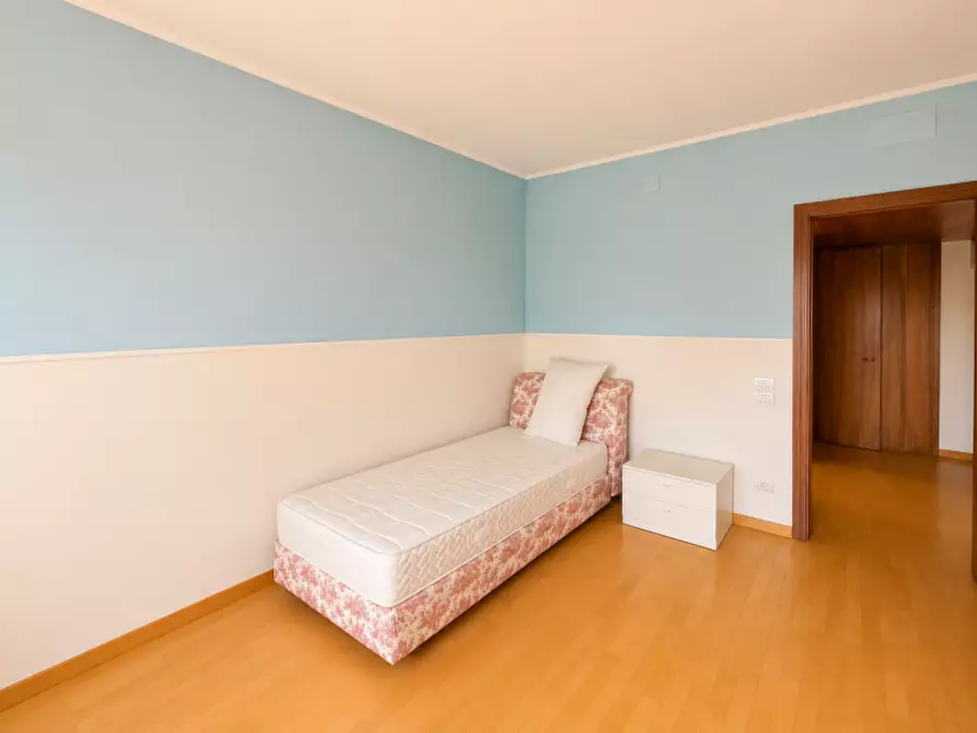 Immagine 21 di Casa bifamiliare in vendita  in Via Giuseppe Garibaldi a Trevignano