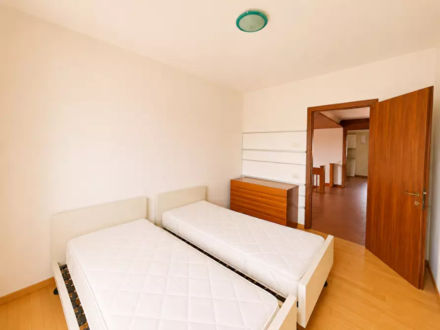 Immagine 23 di Casa bifamiliare in vendita  in Via Giuseppe Garibaldi a Trevignano