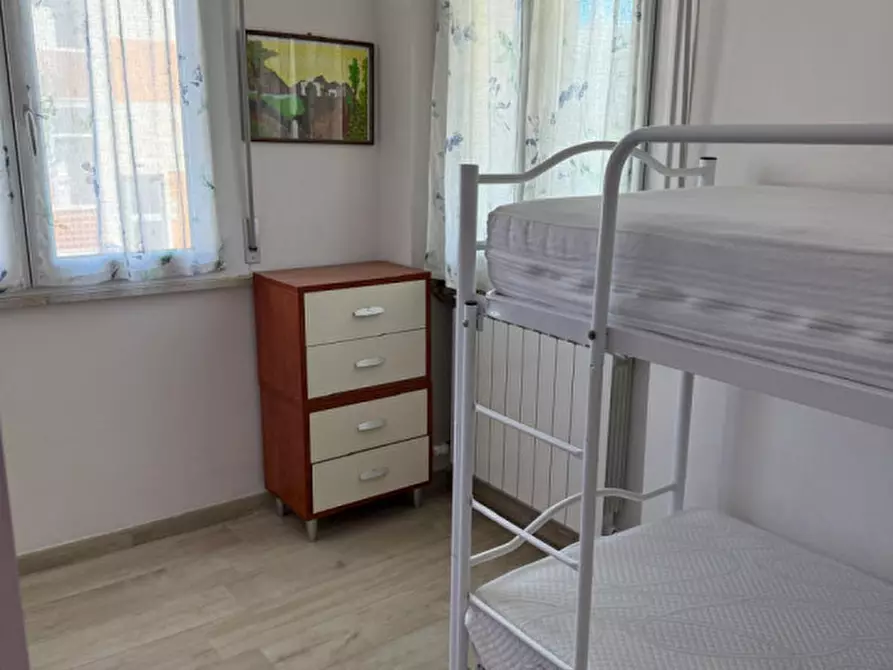 Immagine 10 di Appartamento in vendita  in Via Raffaello Sanzio a Senigallia