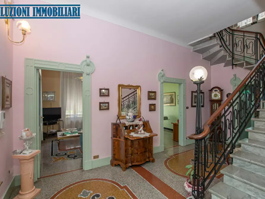 Immagine 9 di Villa in vendita  in Via Campo da tiro a Savona