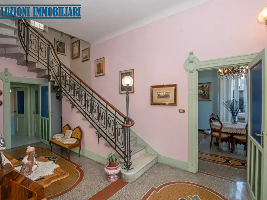 Immagine 14 di Villa in vendita  in Via Campo da tiro a Savona
