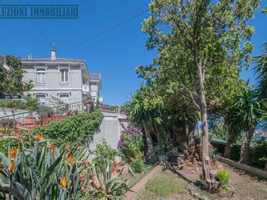 Immagine 20 di Villa in vendita  in Via Campo da tiro a Savona
