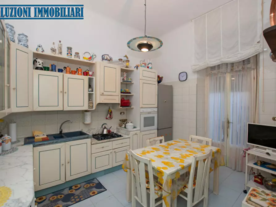 Immagine 25 di Villa in vendita  in Via Campo da tiro a Savona