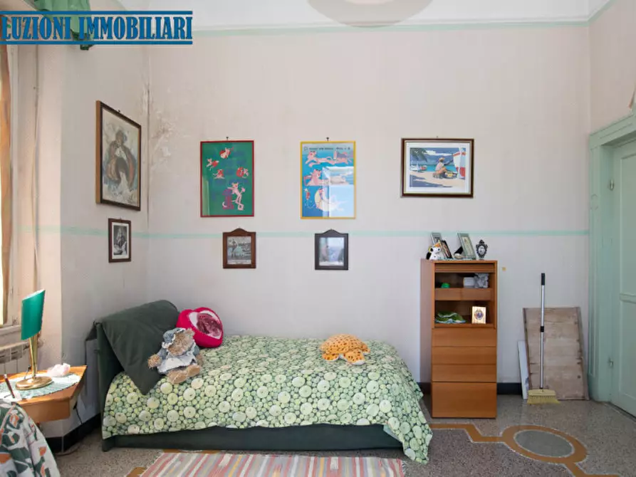 Immagine 41 di Villa in vendita  in Via Campo da tiro a Savona