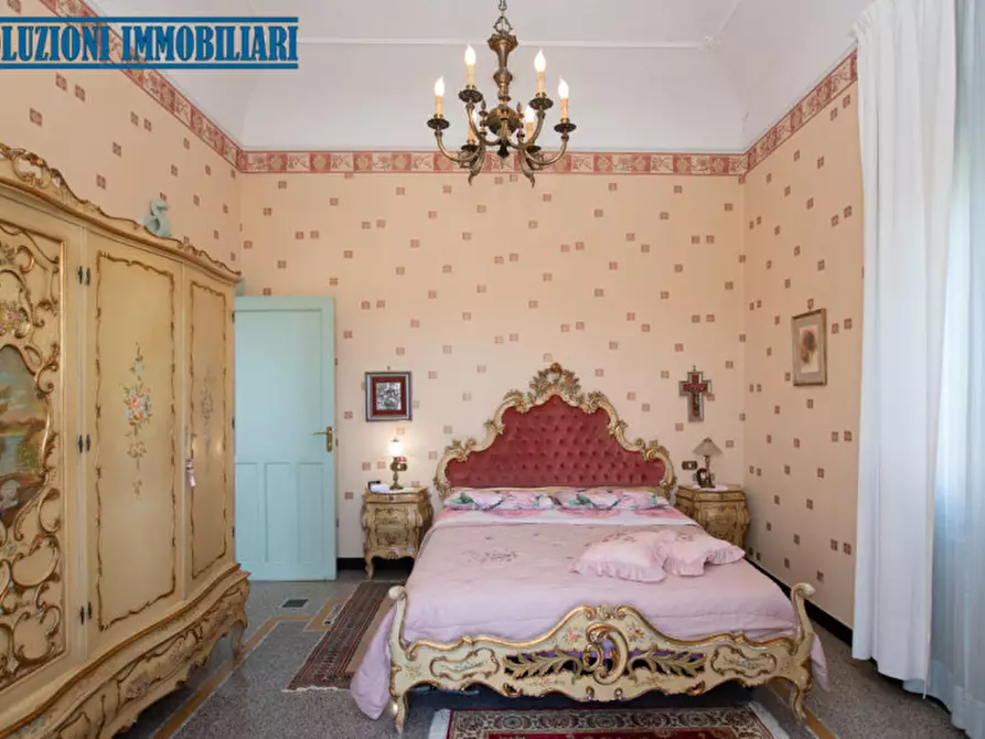 Immagine 44 di Villa in vendita  in Via Campo da tiro a Savona