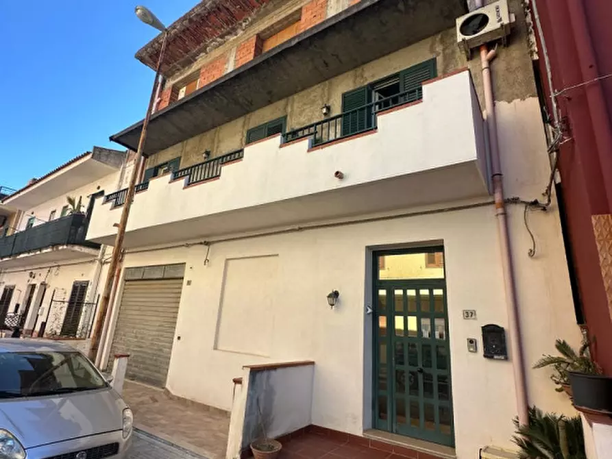 Immagine 17 di Appartamento in vendita  in Via Trieste,37 a Milazzo