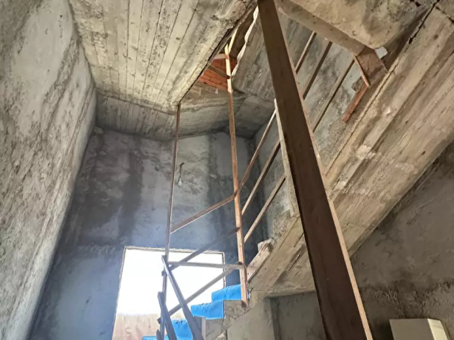 Immagine 27 di Appartamento in vendita  in Via Trieste,37 a Milazzo