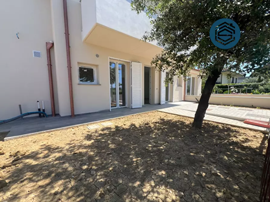 Immagine 5 di Casa bifamiliare in vendita  in Via Benedetto Croce 1 a Campi Bisenzio
