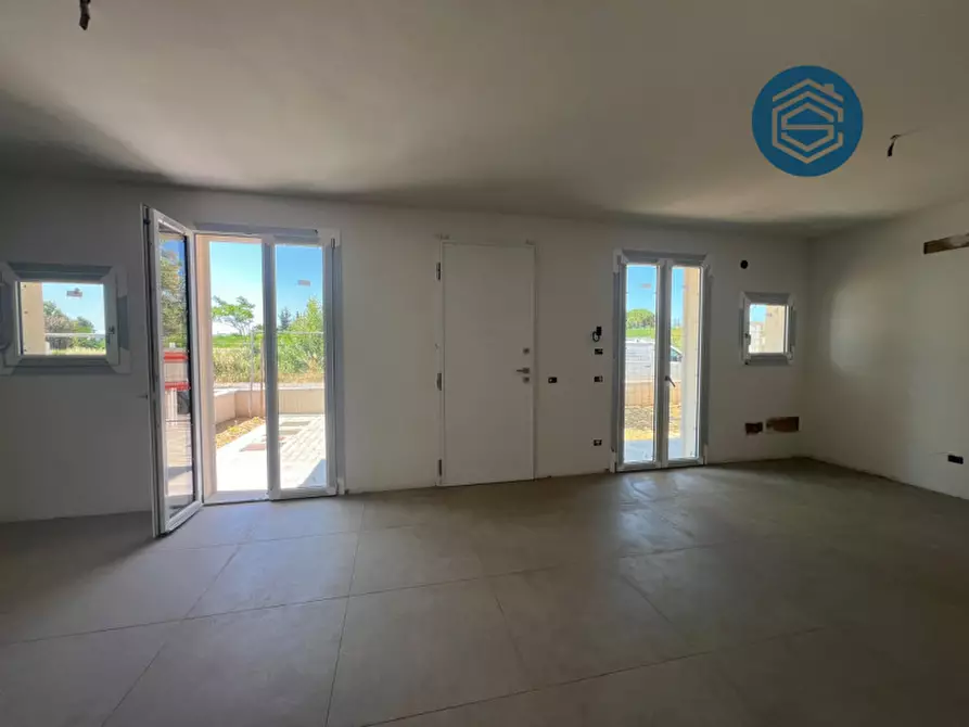 Immagine 9 di Casa bifamiliare in vendita  in Via Benedetto Croce 1 a Campi Bisenzio