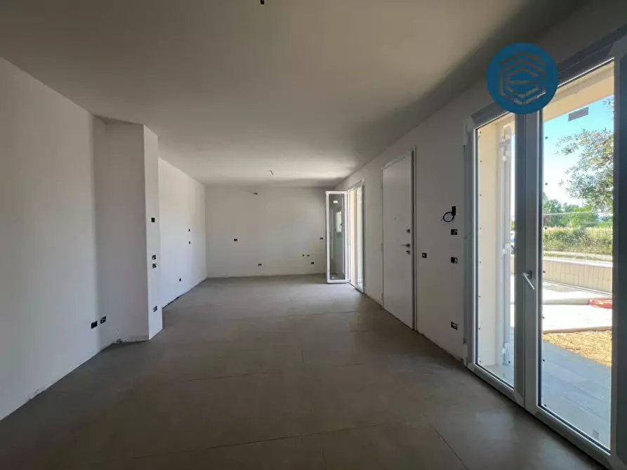 Immagine 10 di Casa bifamiliare in vendita  in Via Benedetto Croce 1 a Campi Bisenzio